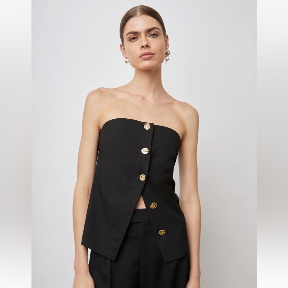 RAILS lulu top in black. NWT